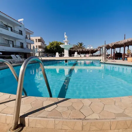 Ama Ibiza (adults Only) بلايا دي أون بوسا